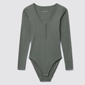Everlane olive green Henley bodysuit